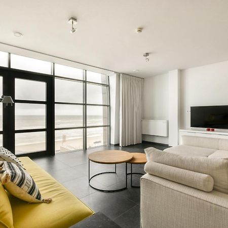 Appartement Met Frontaal Zeezicht In Блумендал Экстерьер фото