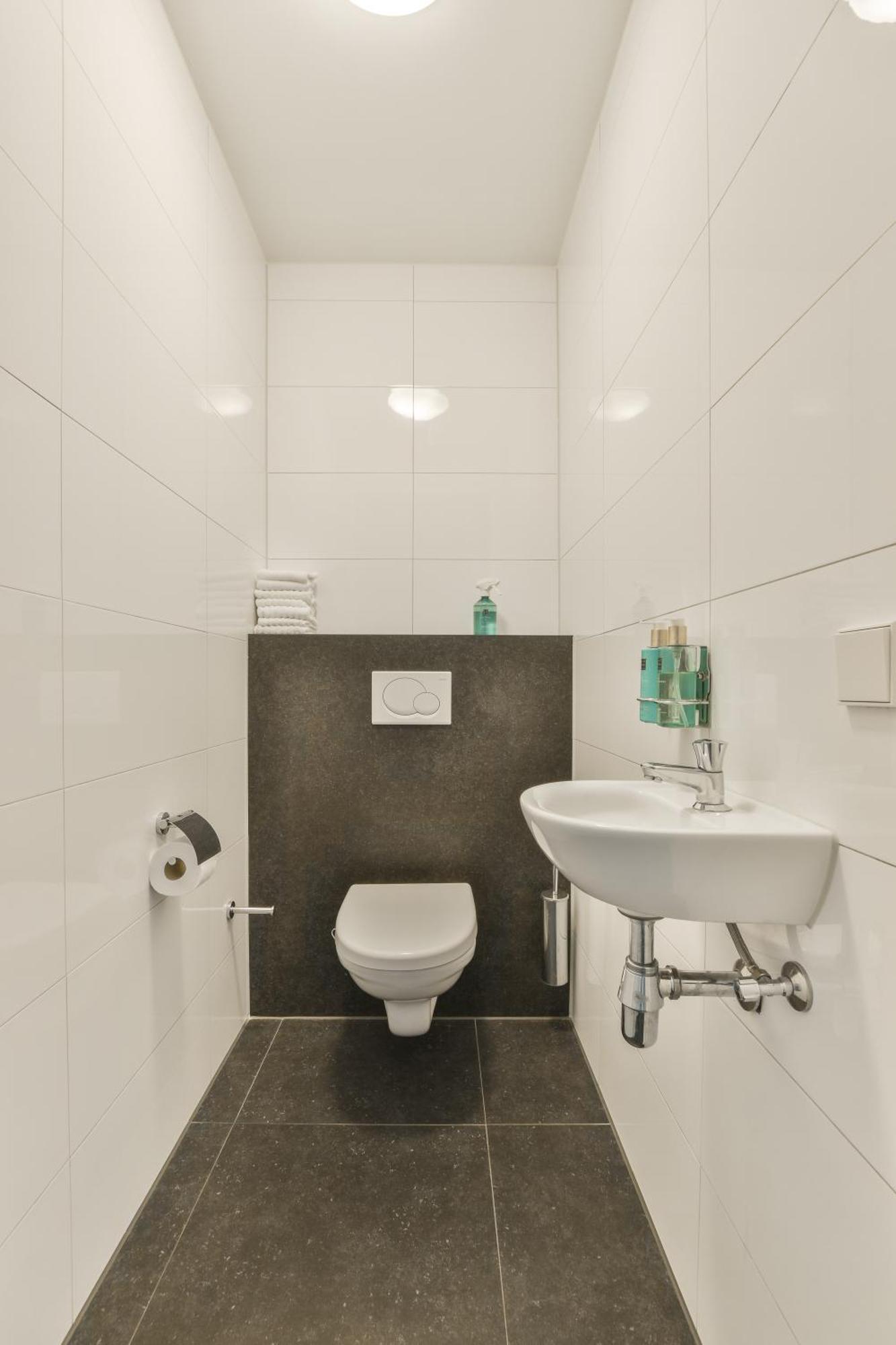 Appartement Met Frontaal Zeezicht In Блумендал Экстерьер фото