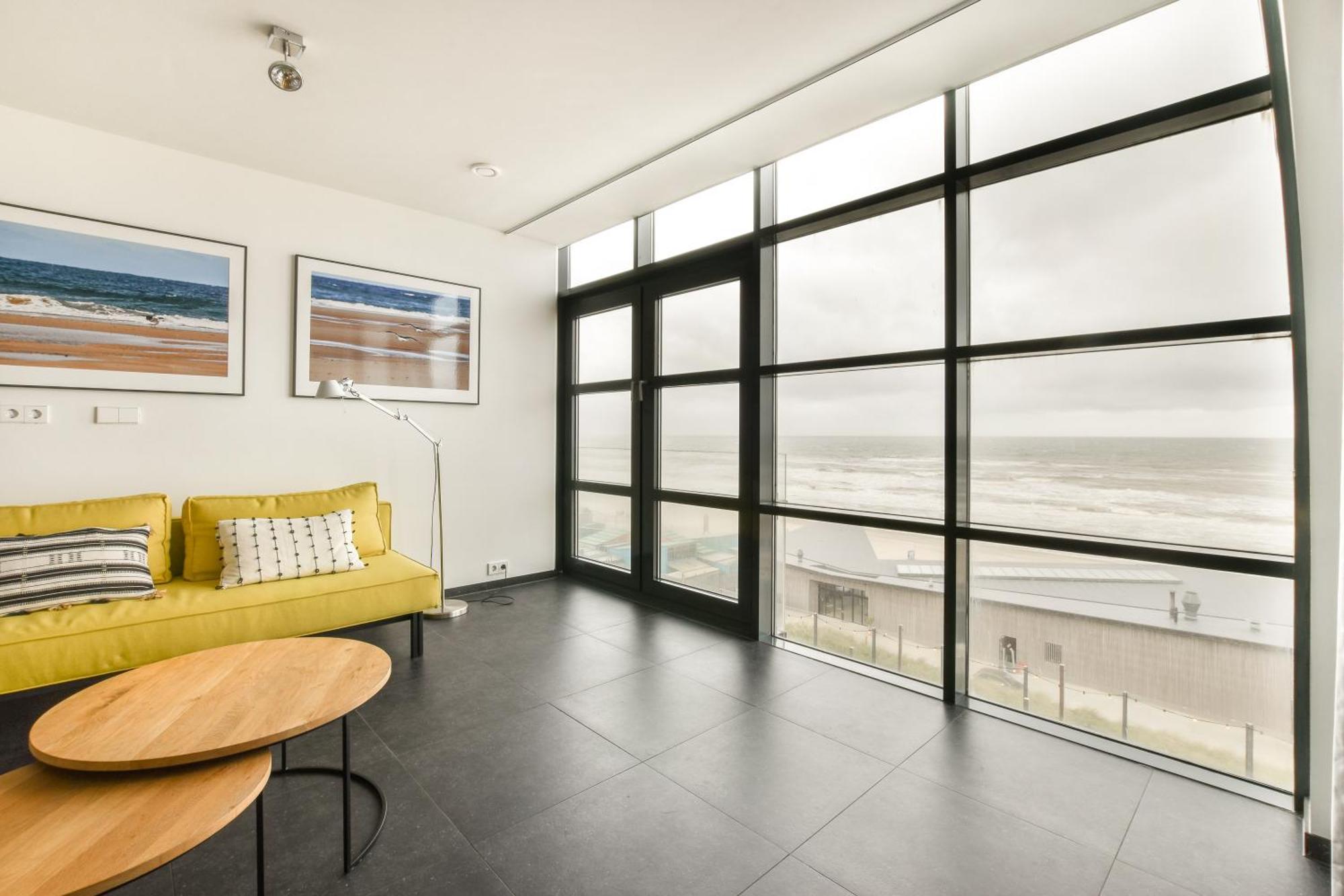 Appartement Met Frontaal Zeezicht In Блумендал Экстерьер фото